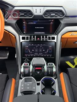 لامبۆرگینی ئوروس